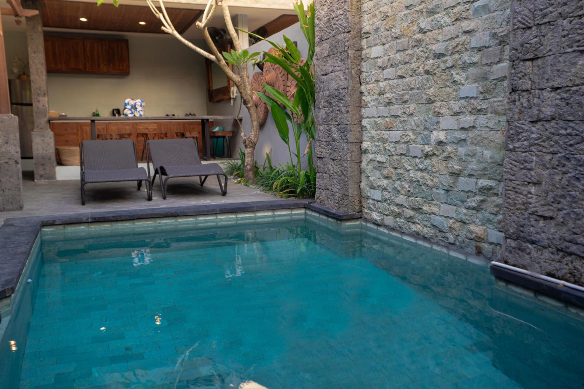 Kusuma Living And Villa Seminyak Экстерьер фото